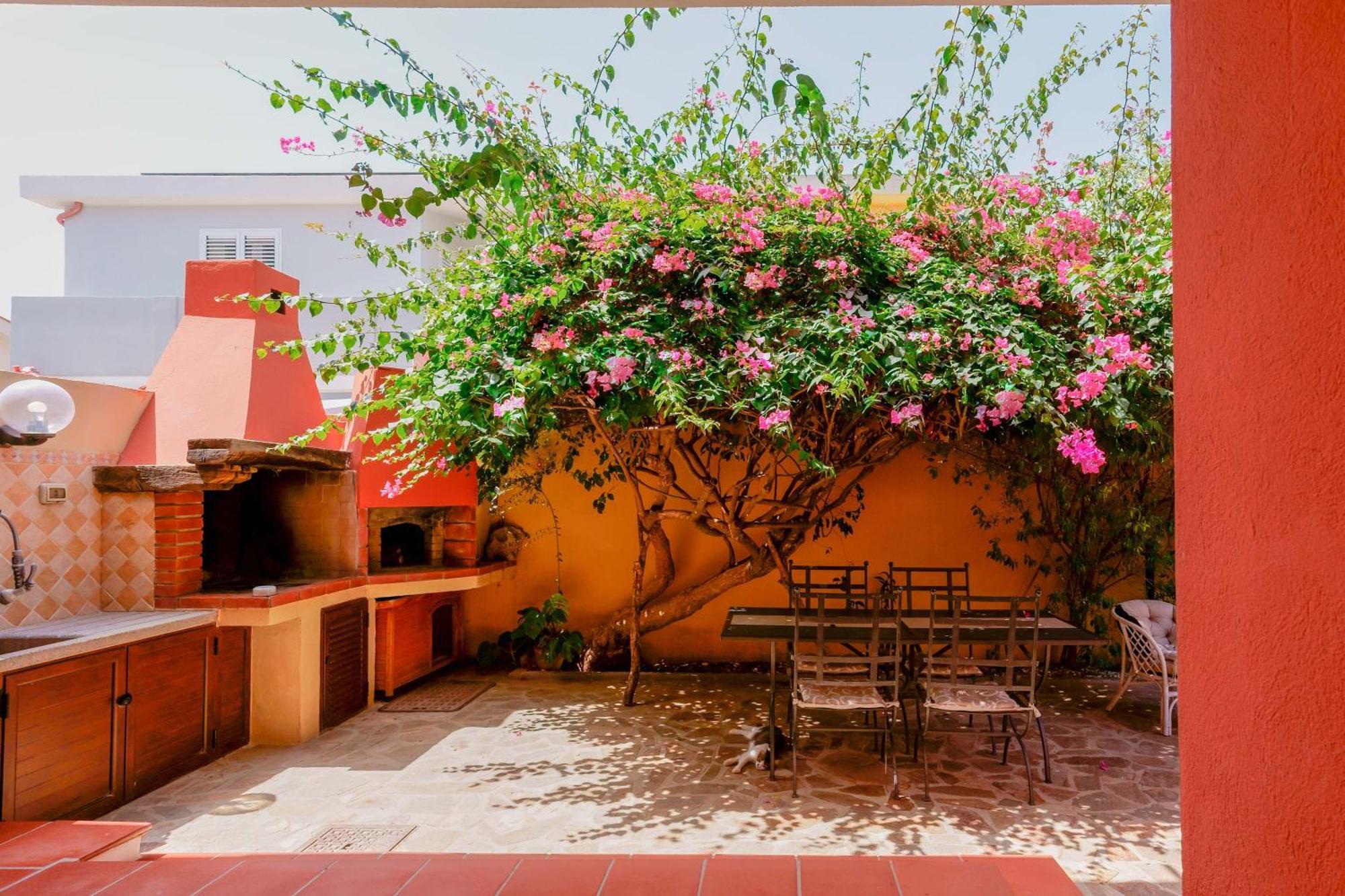 B&B Il Piccolo Giardino Villasimius Esterno foto