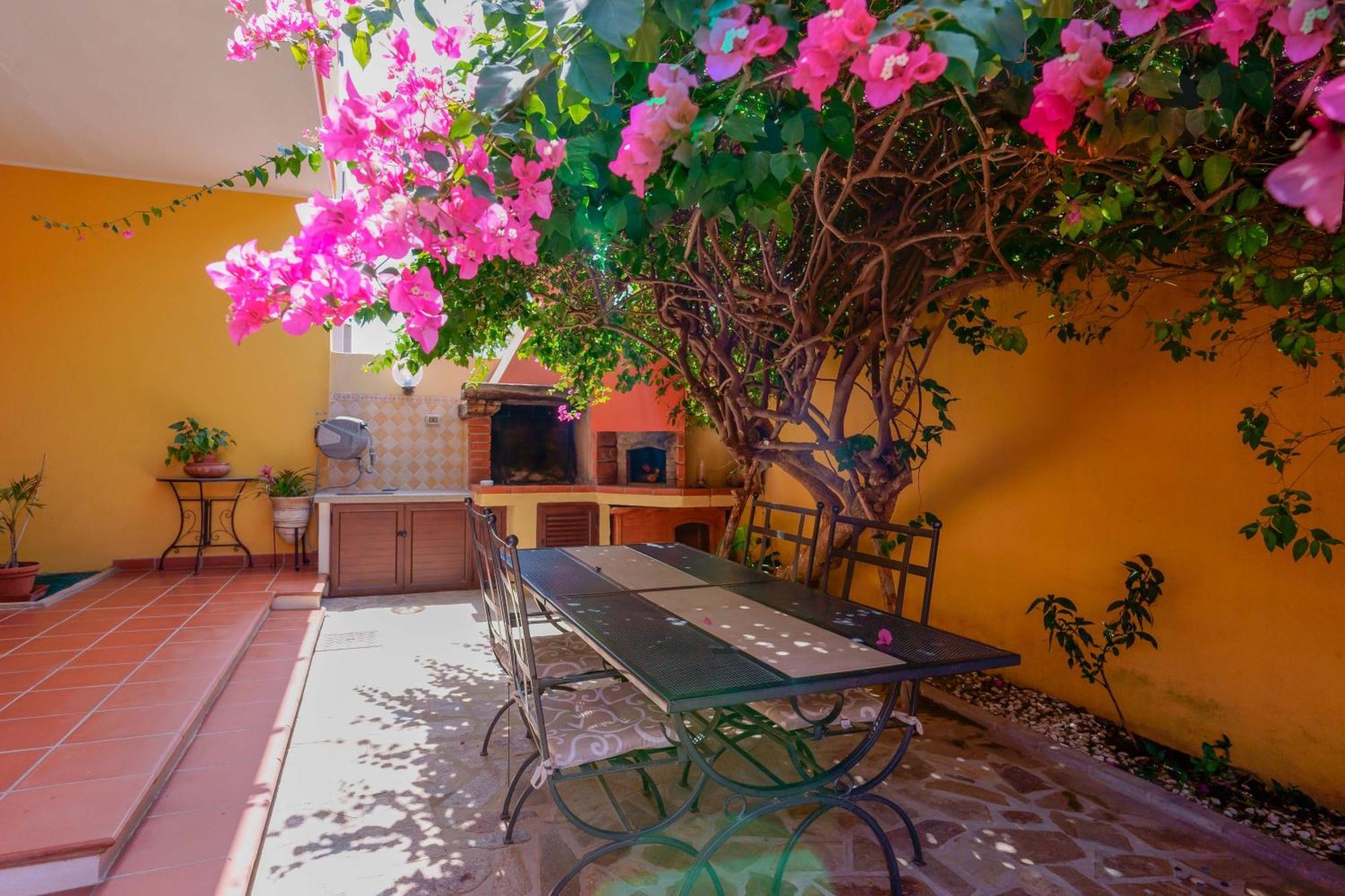 B&B Il Piccolo Giardino Villasimius Esterno foto
